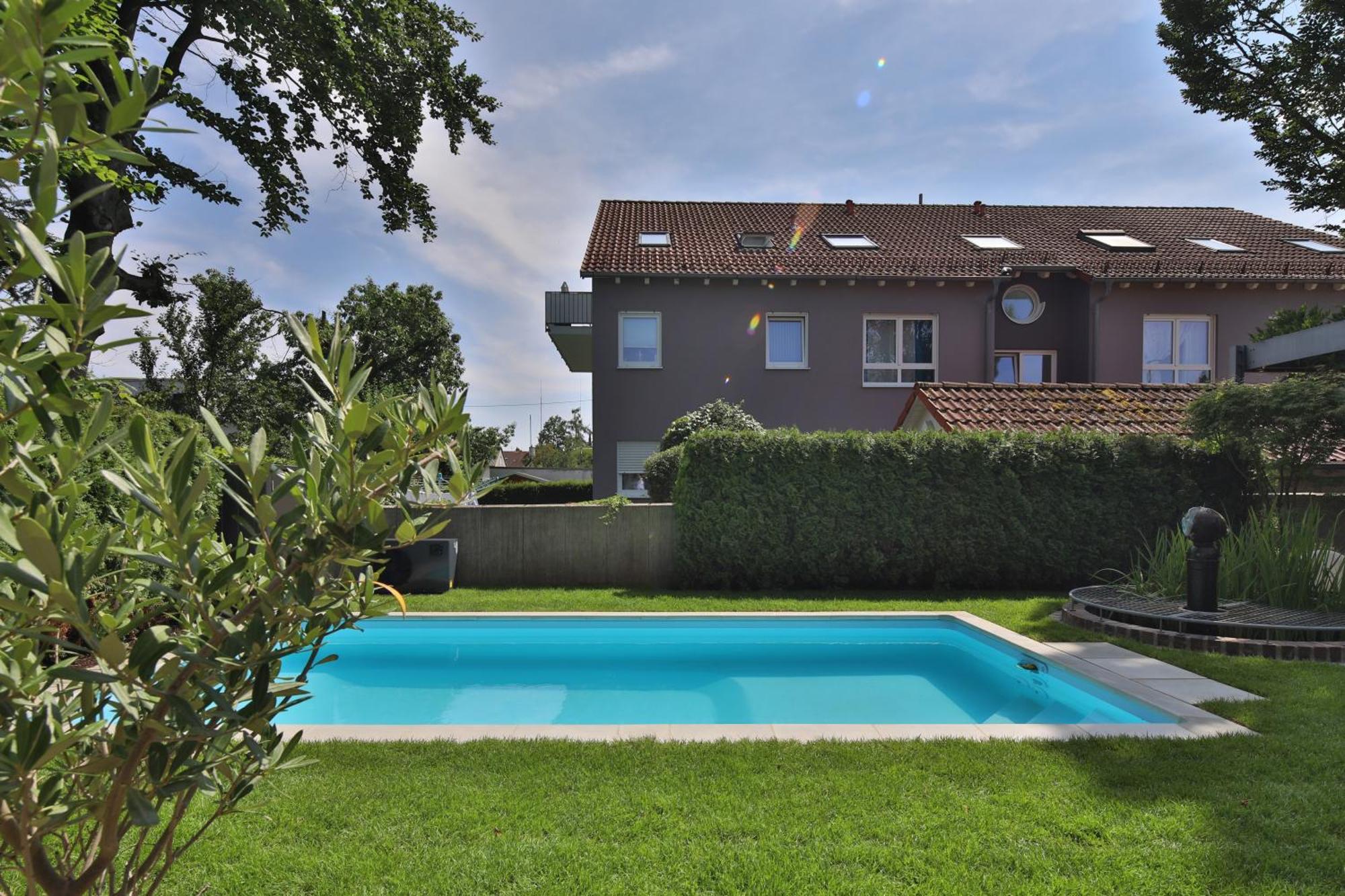 Modernes Studio-Apartment Gersthofen Exterior photo